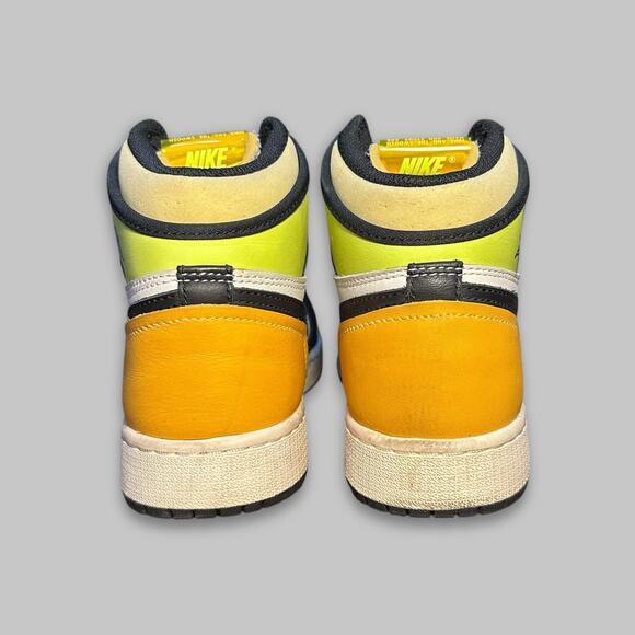 Air Jordan 1 Retro High OG “Volt Gold” - Picture 4 of 6